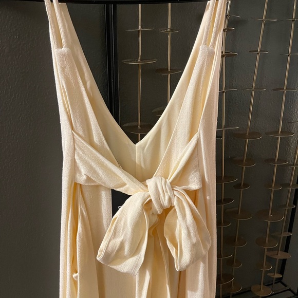 Cream Romper - Picture 1 of 5